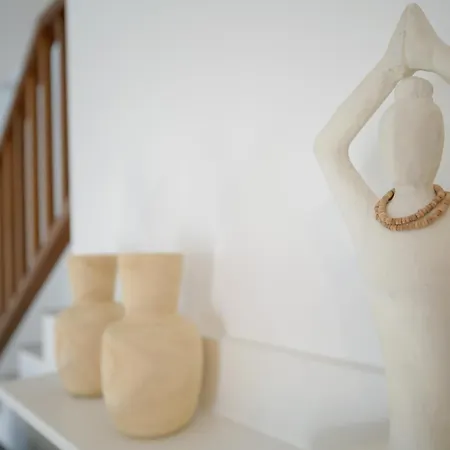 Ca Esmeralda, Volcan Y Lava Yaiza