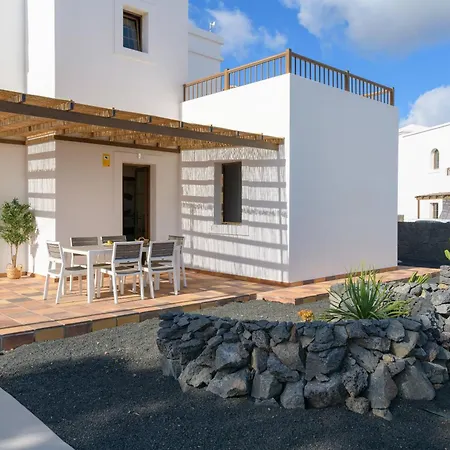 Nyaraló Ca Esmeralda, Volcan Y Lava *